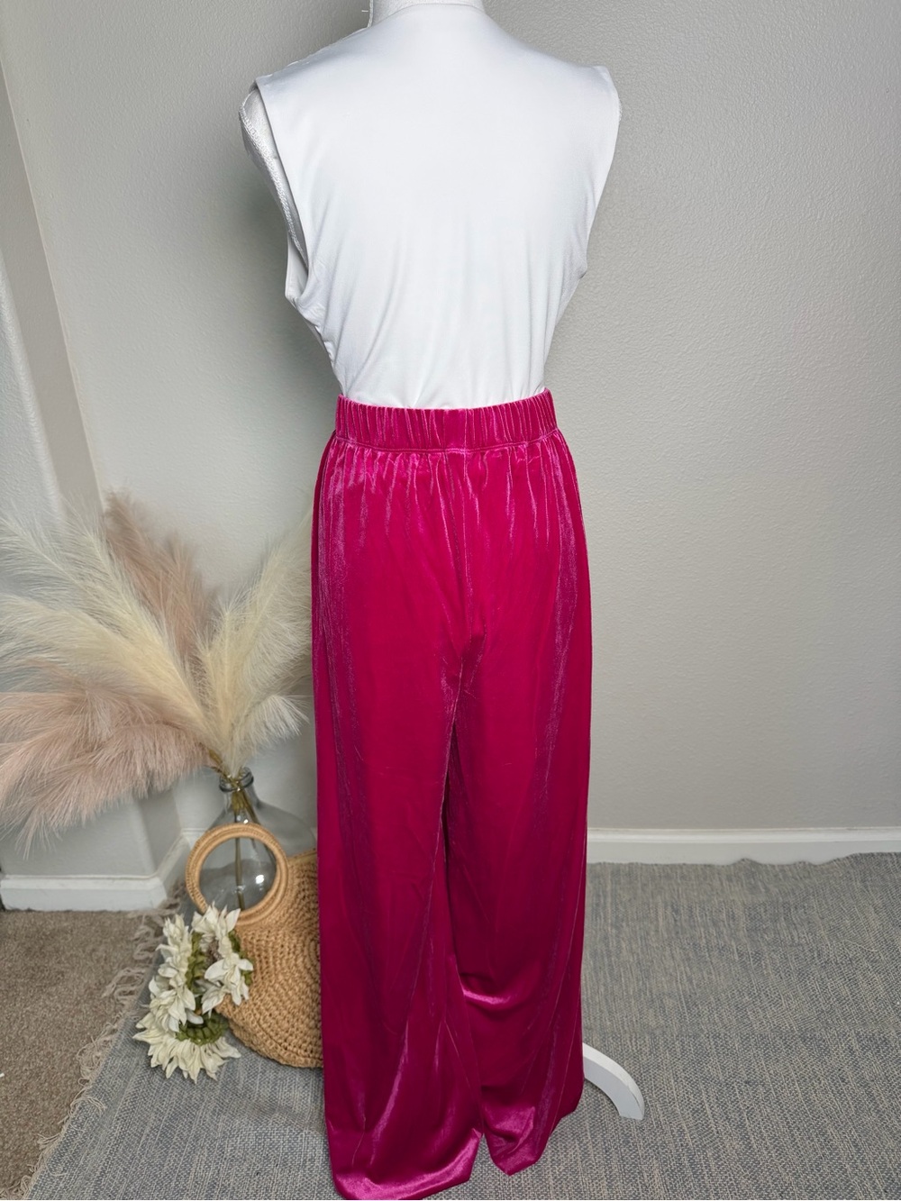 NEW Zenana Outfitters - Women's Fuchsia Velvet Wide Leg bottoms - Picture 12 of 12